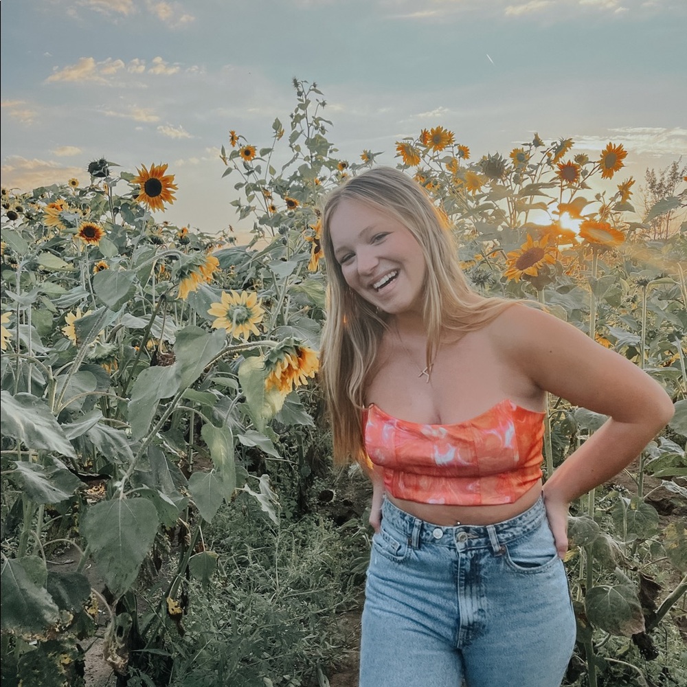 Meet your Posher, Alyssa